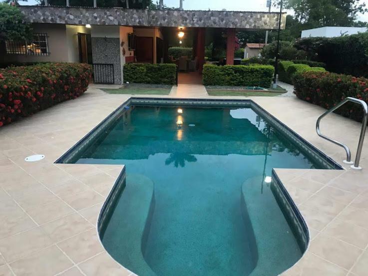 Casa De Los Suenos B&B Coronado Panama Плайя-Коронадо Экстерьер фото